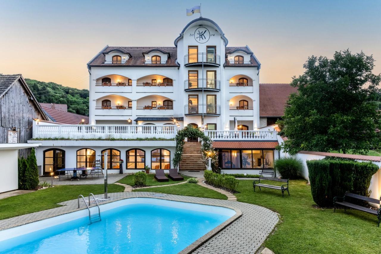 Genussgasthof & Hotel Beim Krutzler Heiligenbrunn Esterno foto