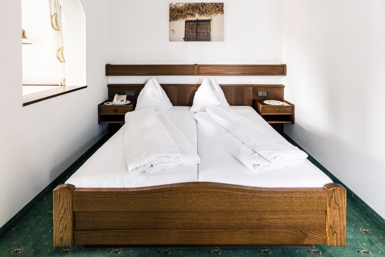 Genussgasthof & Hotel Beim Krutzler Heiligenbrunn Esterno foto