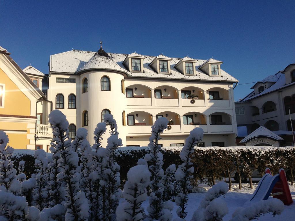 Genussgasthof & Hotel Beim Krutzler Heiligenbrunn Esterno foto